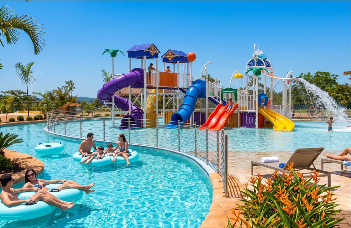 DIA DO COMERCIÁRIO | Sindicato promove viagem gratuita para sócios ao Eco Blue Parque Aquático em Avaré