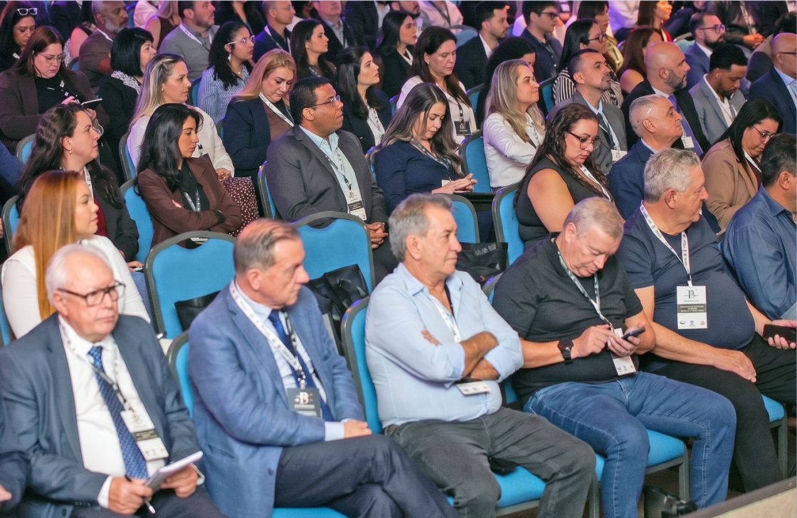 DIREITO DO TRABALHO | Sindicato dos Comerciários de Campinas participa do 18º Congresso de Advogados da Fecomerciários